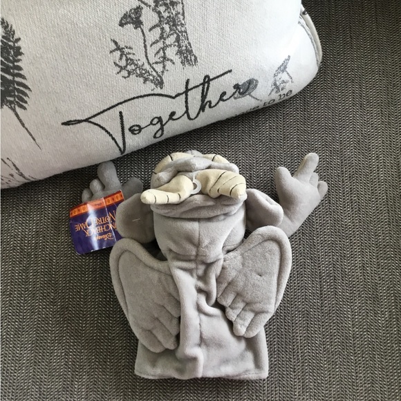 Disney The Hunchback of Notre Dame Hand Puppets and DVD Movie New Sealed - Picture 12 of 12